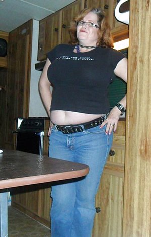 Mature T-shirt Pictures
