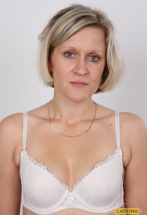 Czech Casting  are pleased to offer you xxx pics featuring Marie has a sexy shape