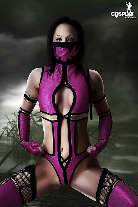 Cosplay Erotica xxx photo collection featuring Kyra has a sexy shape