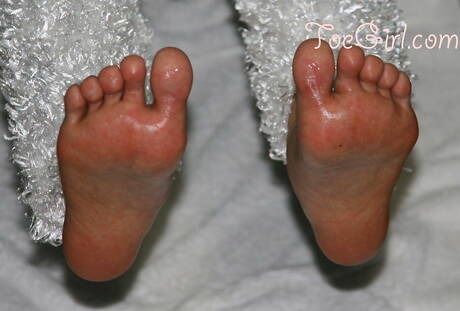 Foot Sees picture collection featuring young woman xxx gallery 262428