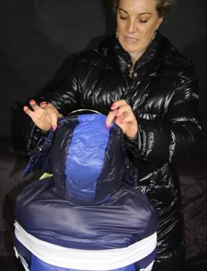 Shiny Nylon Arts Bound pleased to share with you xxx gallery with young female in lesbian sex scene